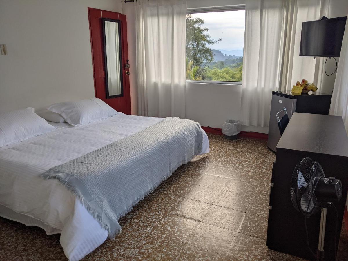 Hacienda Guayabal Villa Chinchina Luaran gambar